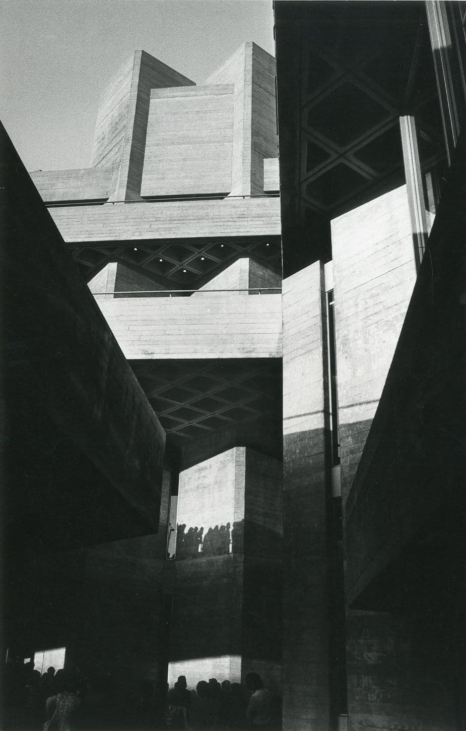 Denys Lasdun and Partners, Law Institute and Institute of Education, University of London, 1976. Photographer: Donald Mill