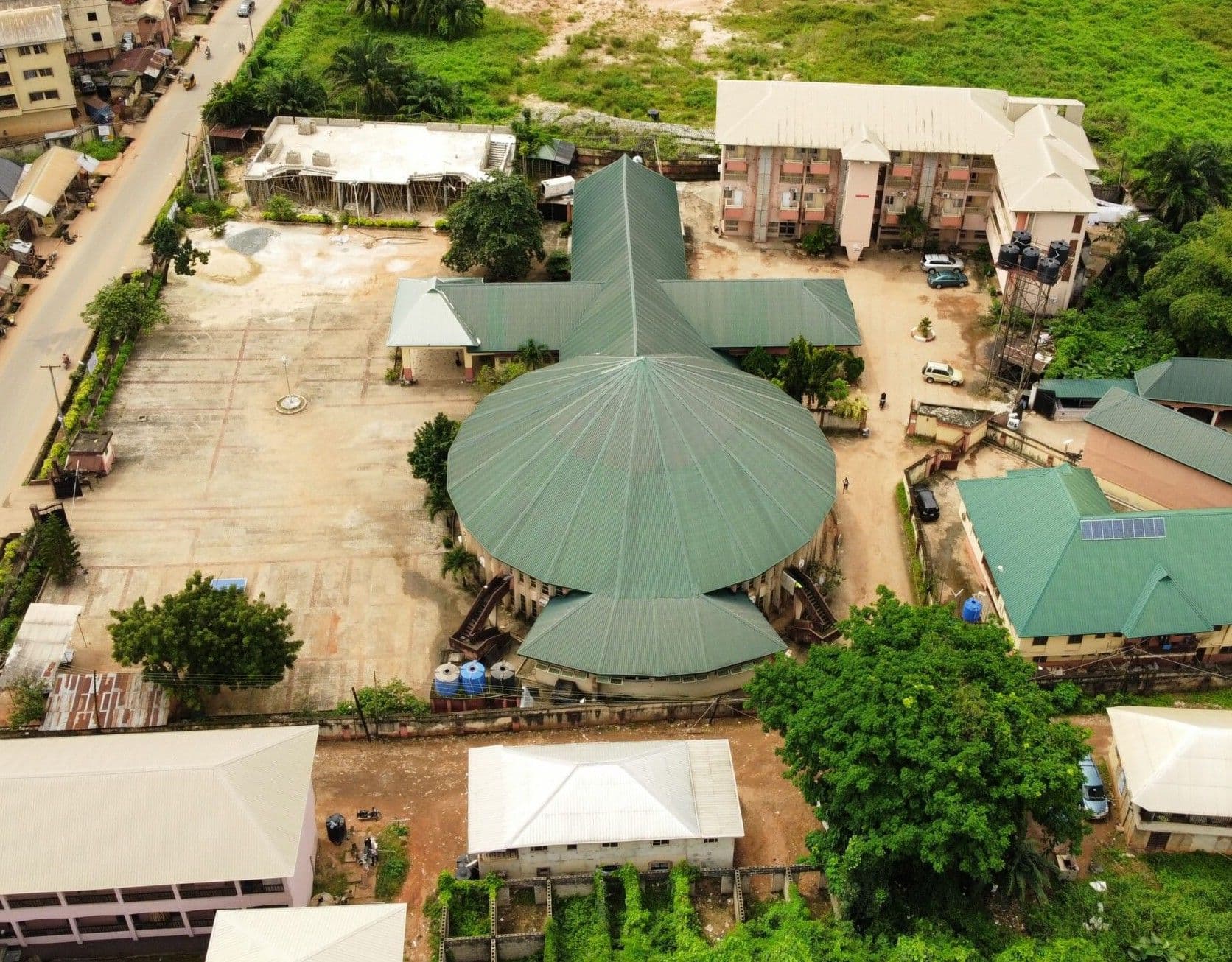 Samuel Unachukwu, Anaedo Hall, Otolo, Nnewi (1977)