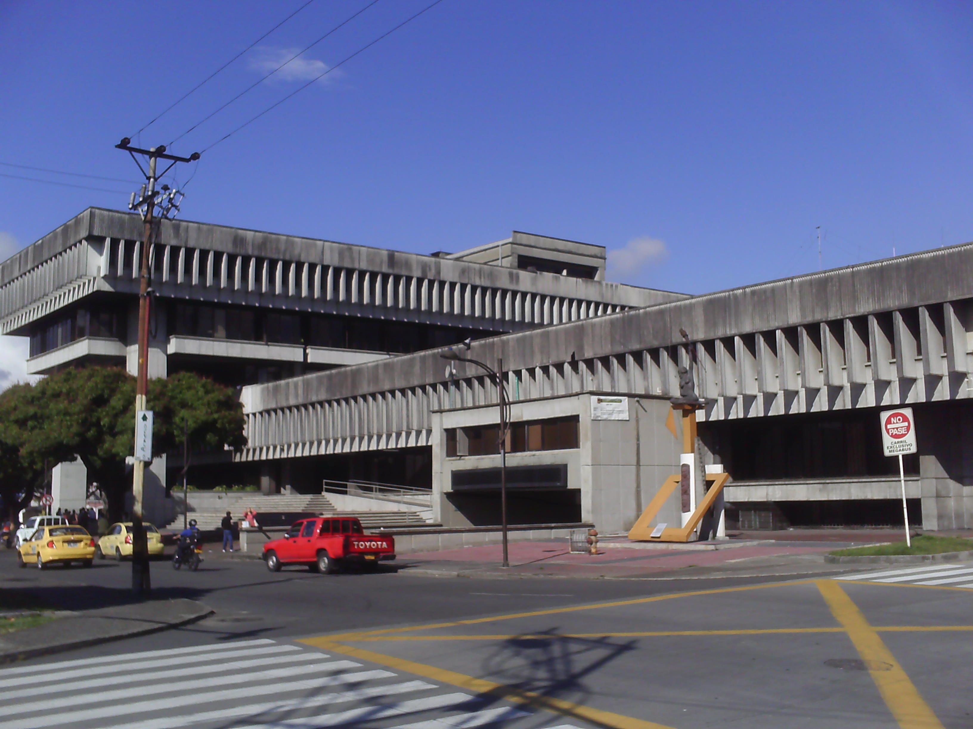 Laureano Forero Ochoa, Gobernacion Risaralda, Periera, 1974. Photographer: Baiji - Own work, CC BY-SA 4.0, https://commons.wikimedia.org/w/index.php?curid=7285920