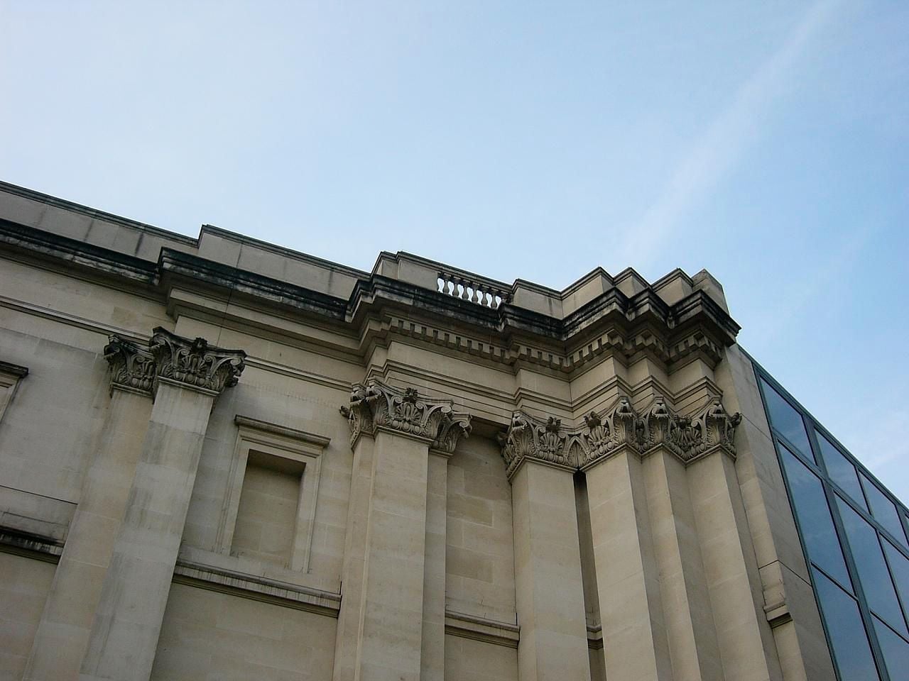Venturi, Scott Brown and Associates, Sainsbury Wing, National Gallery, London, 1991. Photographer: Rory Hyde