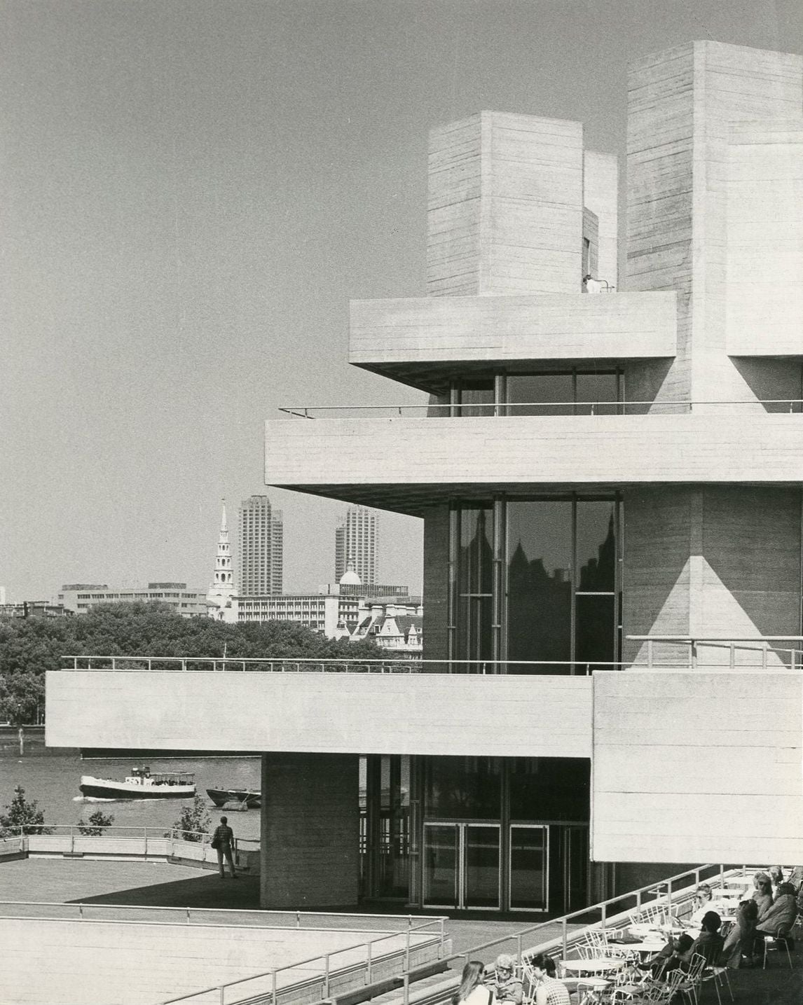 Denys Lasdun and Partners, Royal National Theatre, Southbank, London. Photographer: Donald Mill