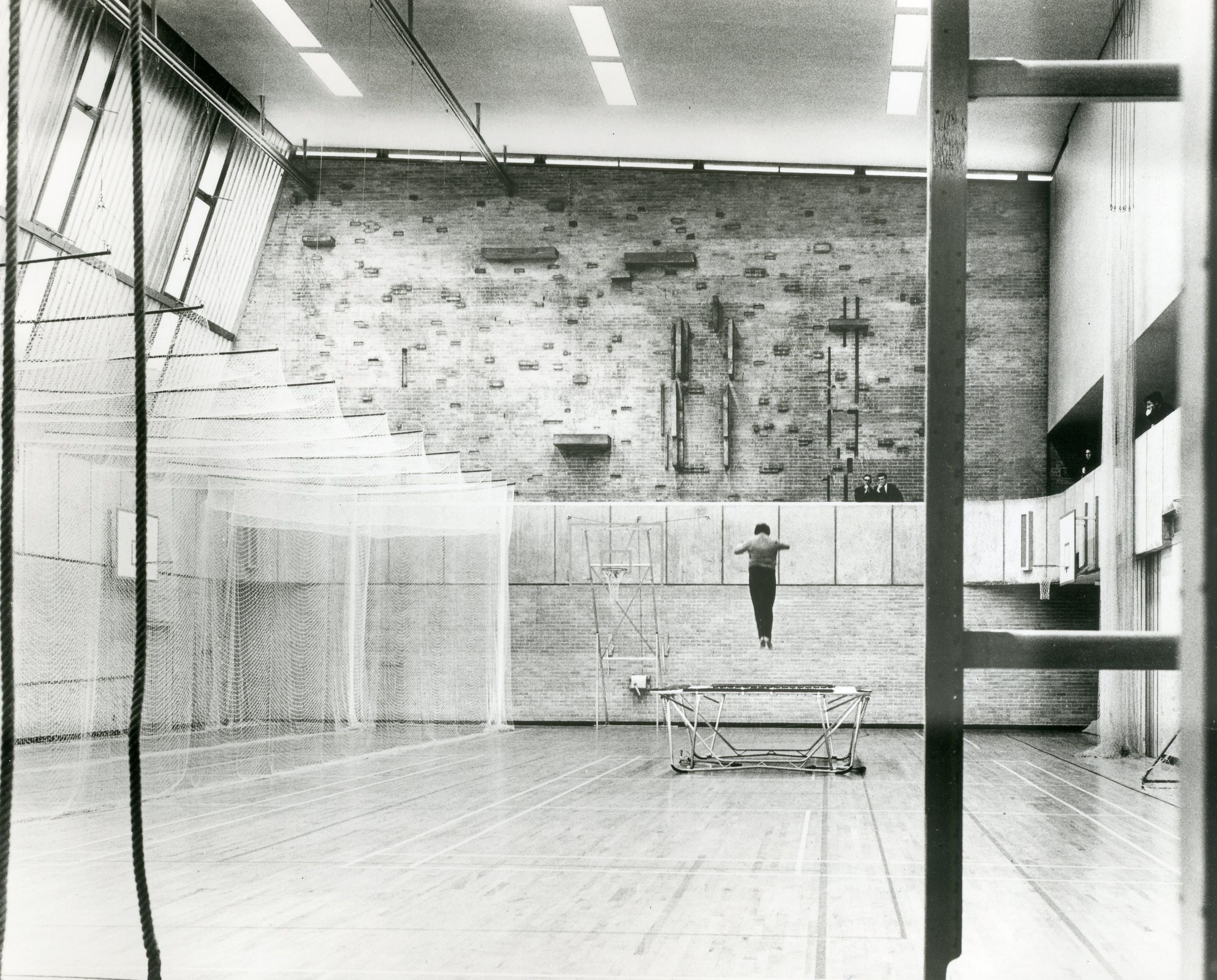 Denys Lasdun and Partners, Sports Centre, University of Liverpool. Photographer: Richard Einzig, AA Archives.