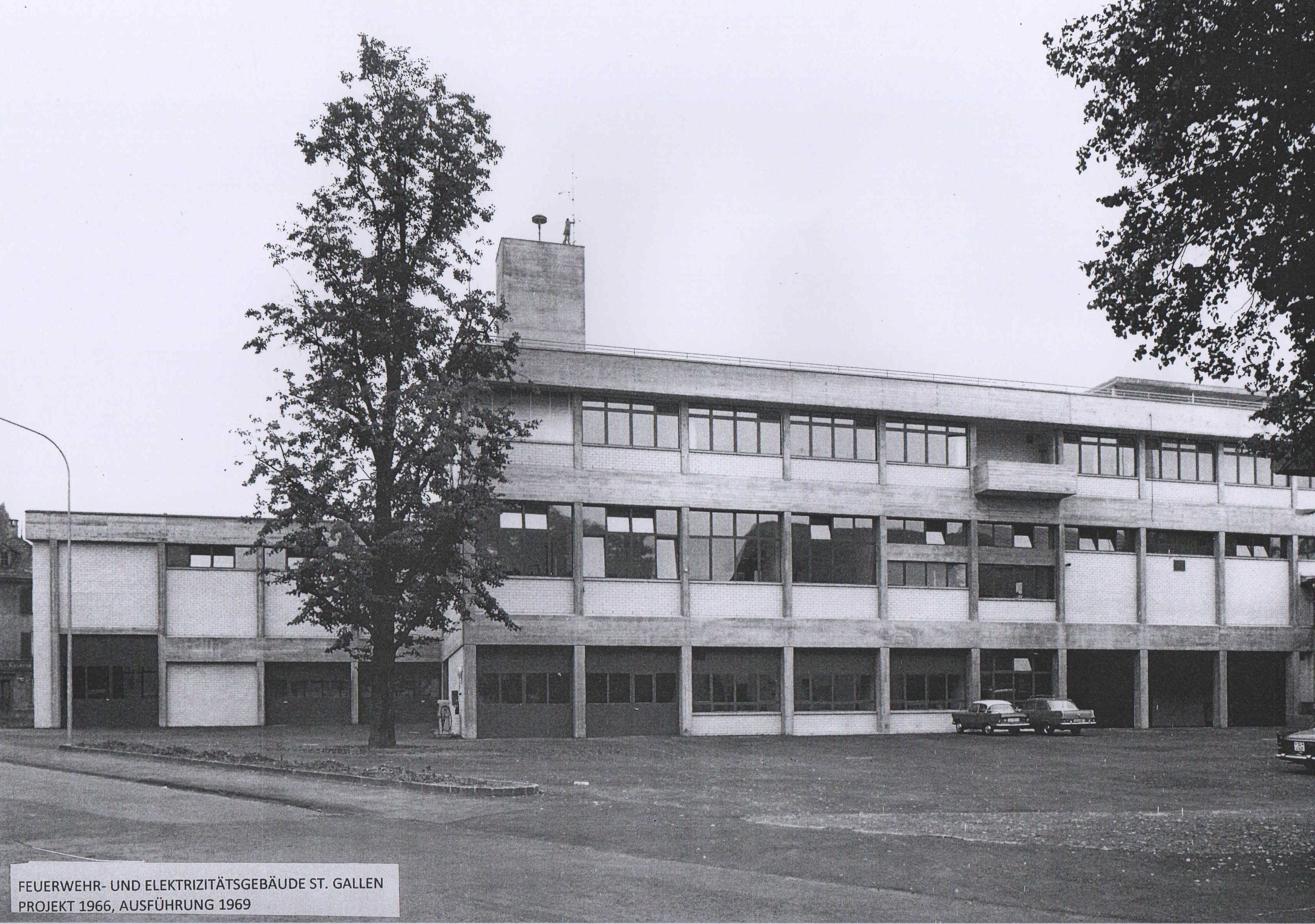 John Steerwood (for Danzeisen + Voser), Fire Department and Electricity building for the city of St. Gallen, Switzerland, 1966-69.  Photograph.
