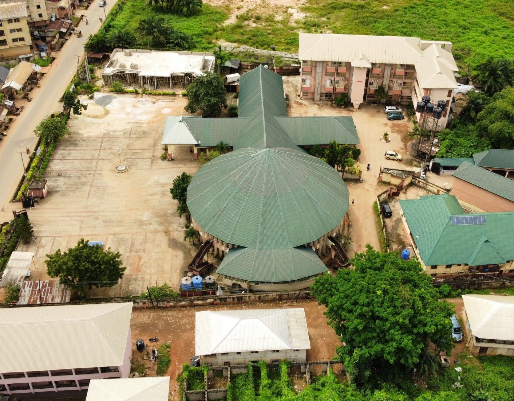 Samuel Unachukwu, Anaedo Hall, Otolo, Nnewi (1977)